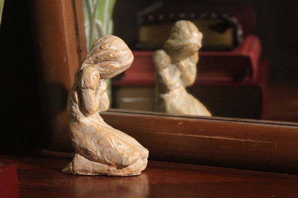 🎁Sweet Hour of Prayer, beautiful hand cast inspirational sculpture of woman praying